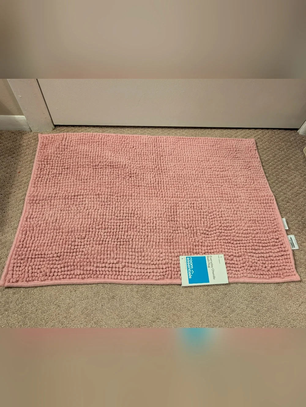 Room Essentials Pink Chenille Bath Rug